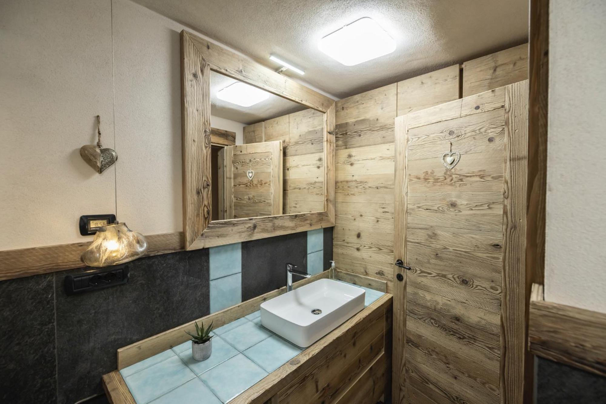 Ferienwohnung La Casa Del Cuore Fénis Exterior foto
