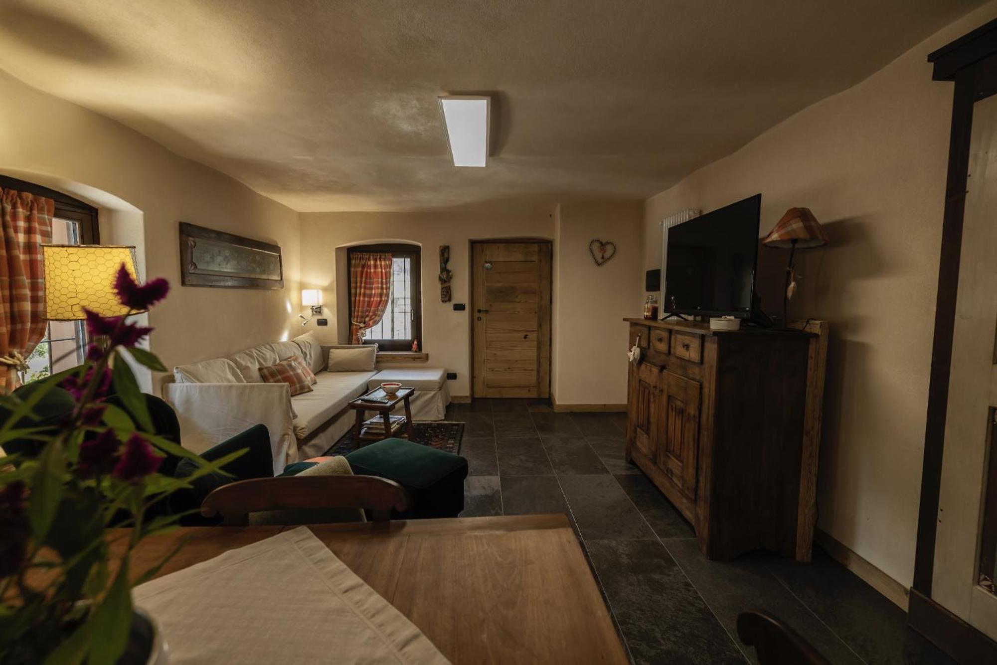 Ferienwohnung La Casa Del Cuore Fénis Exterior foto