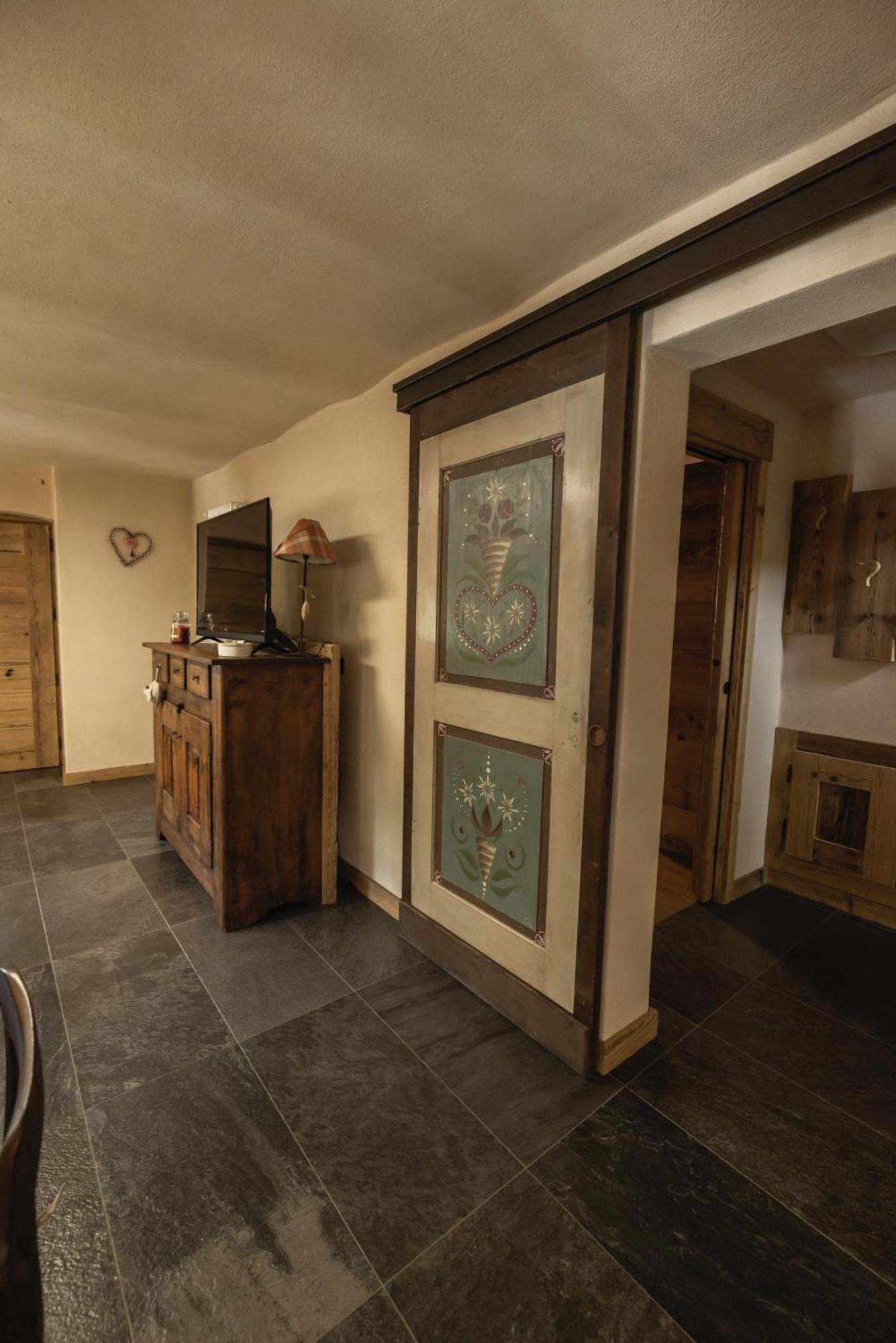 Ferienwohnung La Casa Del Cuore Fénis Exterior foto